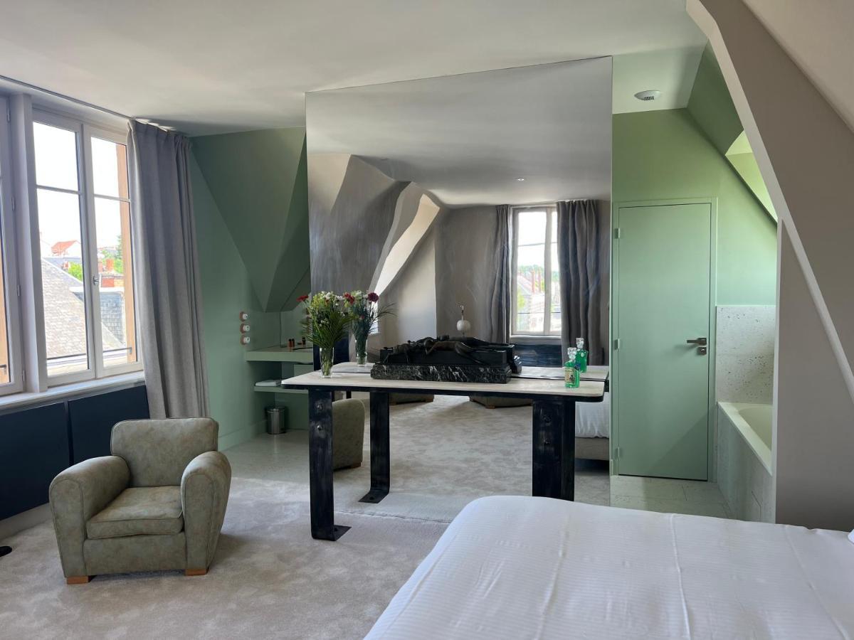 Logis Hotel La Maison A Pan De Bois Vierzon Luaran gambar