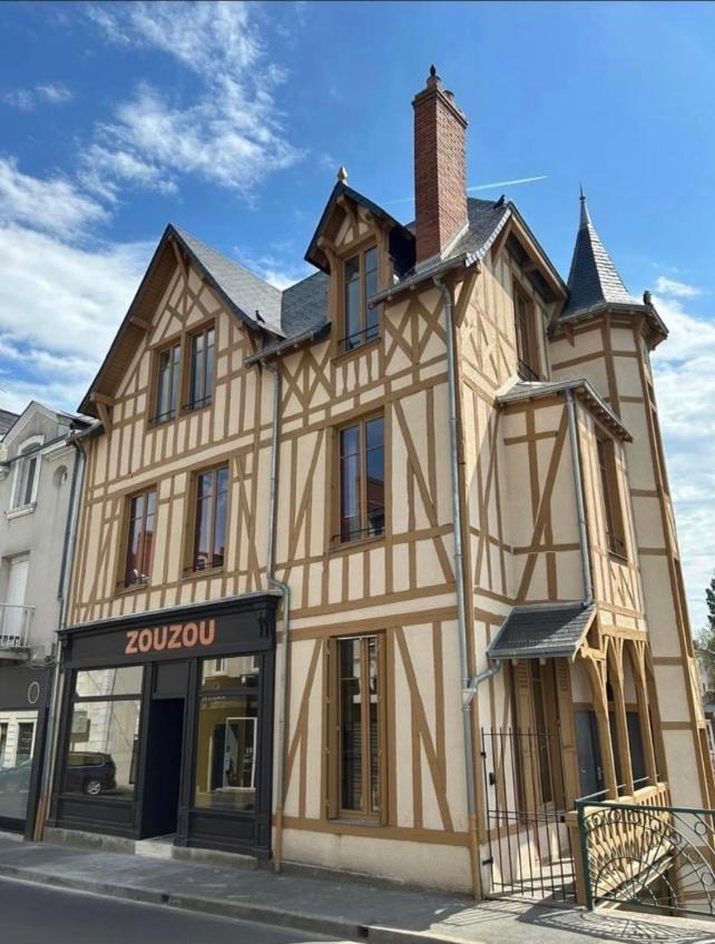 Logis Hotel La Maison A Pan De Bois Vierzon Luaran gambar