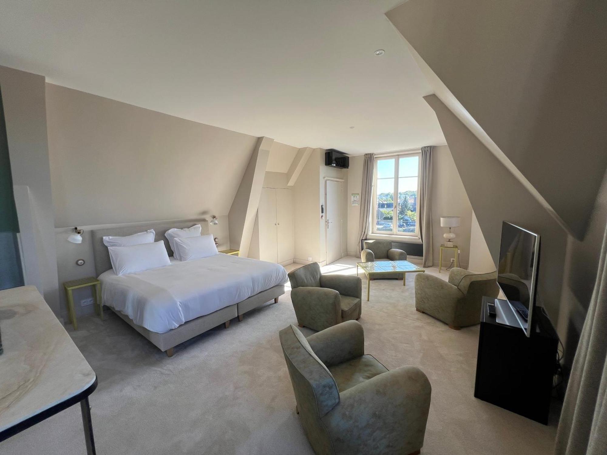 Logis Hotel La Maison A Pan De Bois Vierzon Luaran gambar