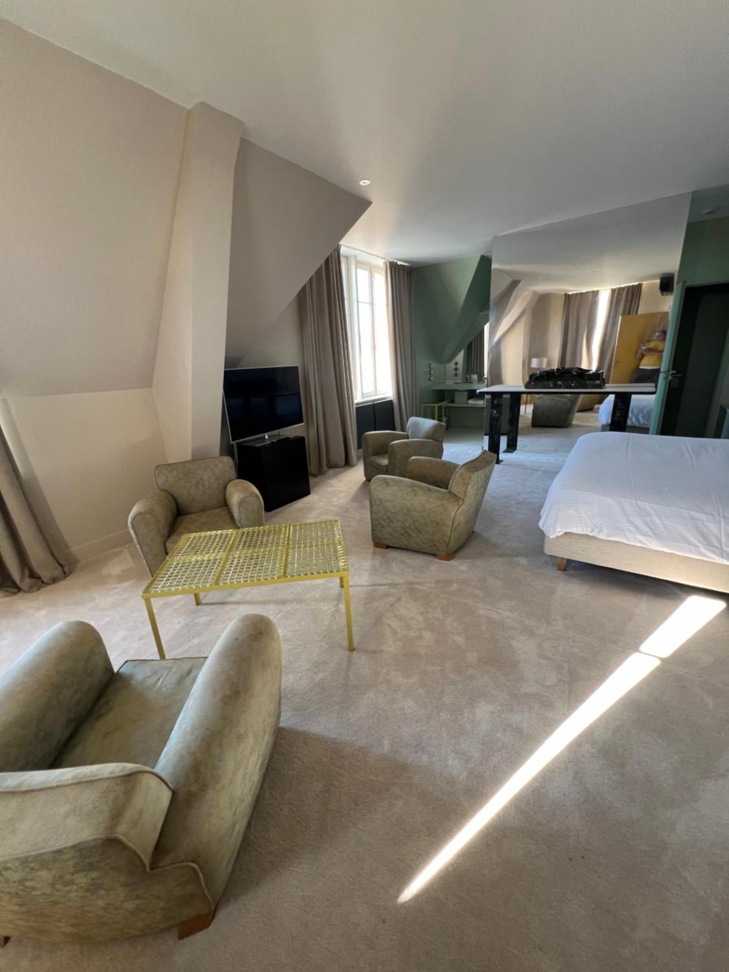Logis Hotel La Maison A Pan De Bois Vierzon Luaran gambar