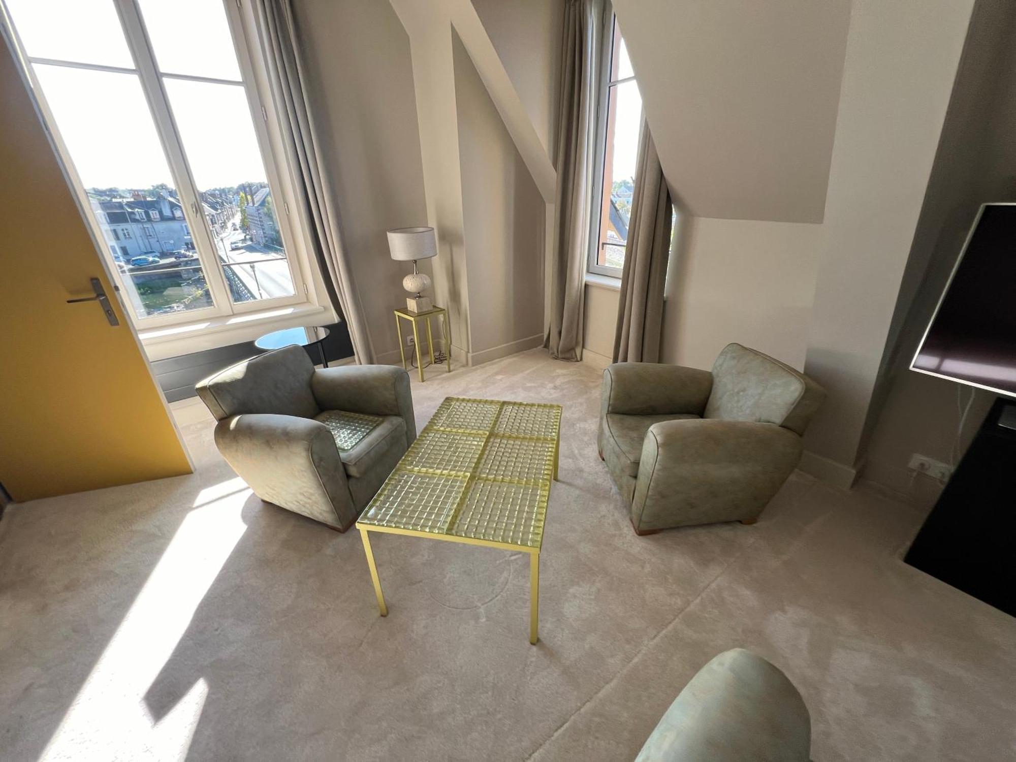 Logis Hotel La Maison A Pan De Bois Vierzon Luaran gambar